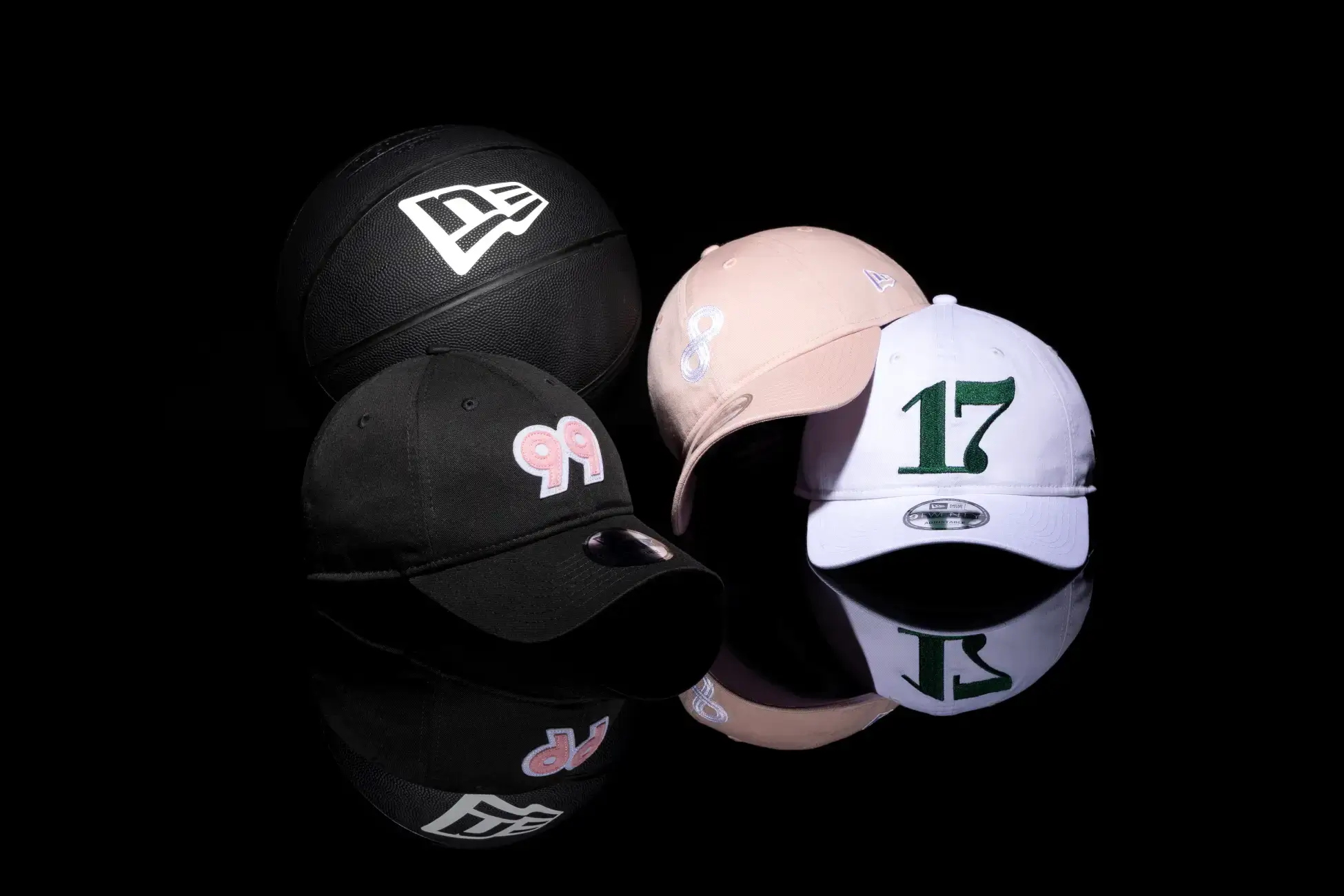 New Era представила три кепки по манге Real Такэхико Иноуэ