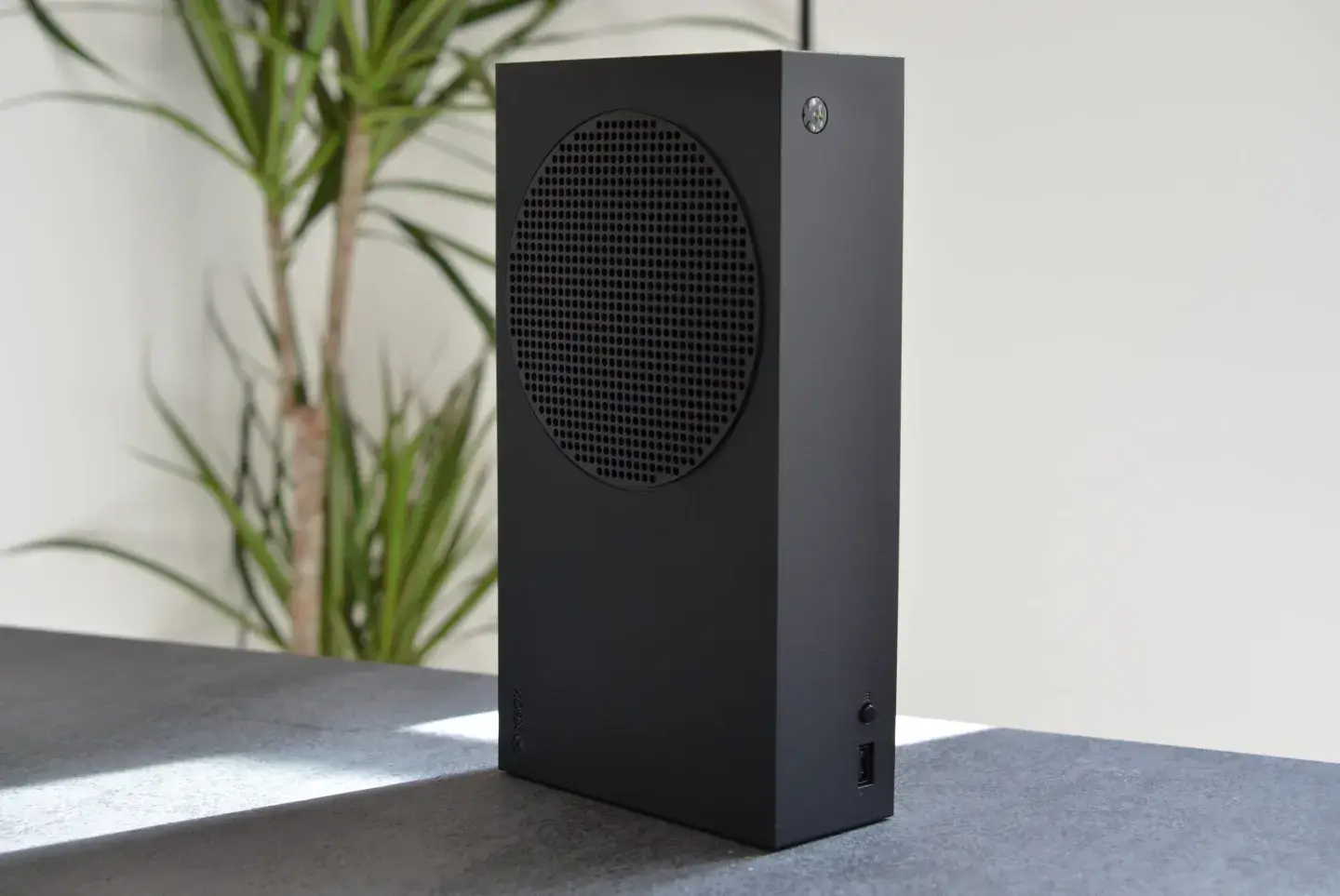 Microsoft повысила цены на Xbox Series S и X
