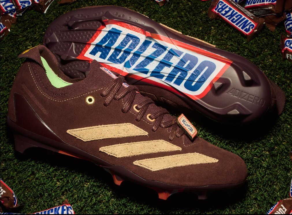 SNICKERS и adidas представили бутсы в цветах шоколадного батончика